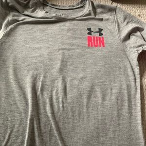 EUC Under Armour run tee. Small